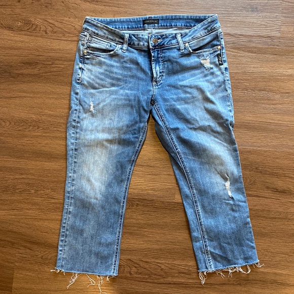 Silver Jeans cut off capris. 31W/22 1/2L - Picture 1 of 4